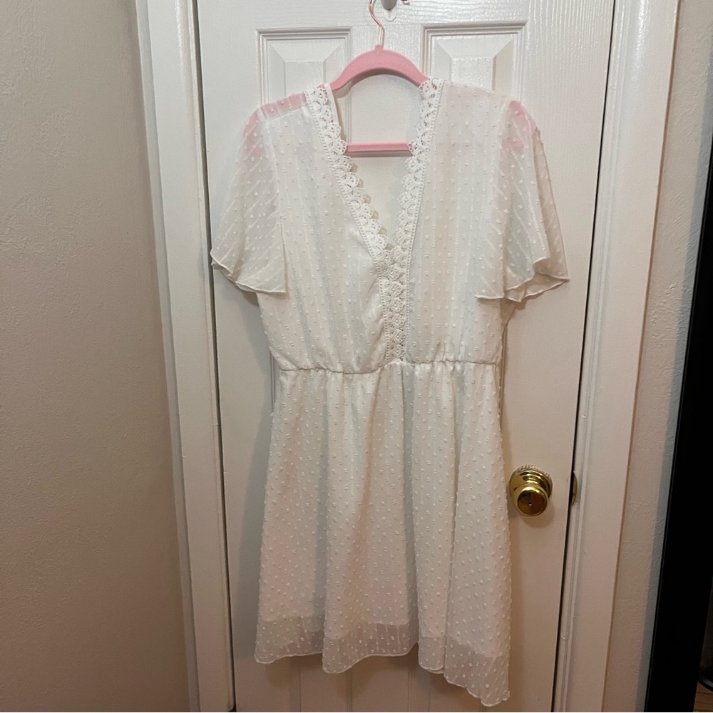 Flowy White Dress with Low Cut Back XL